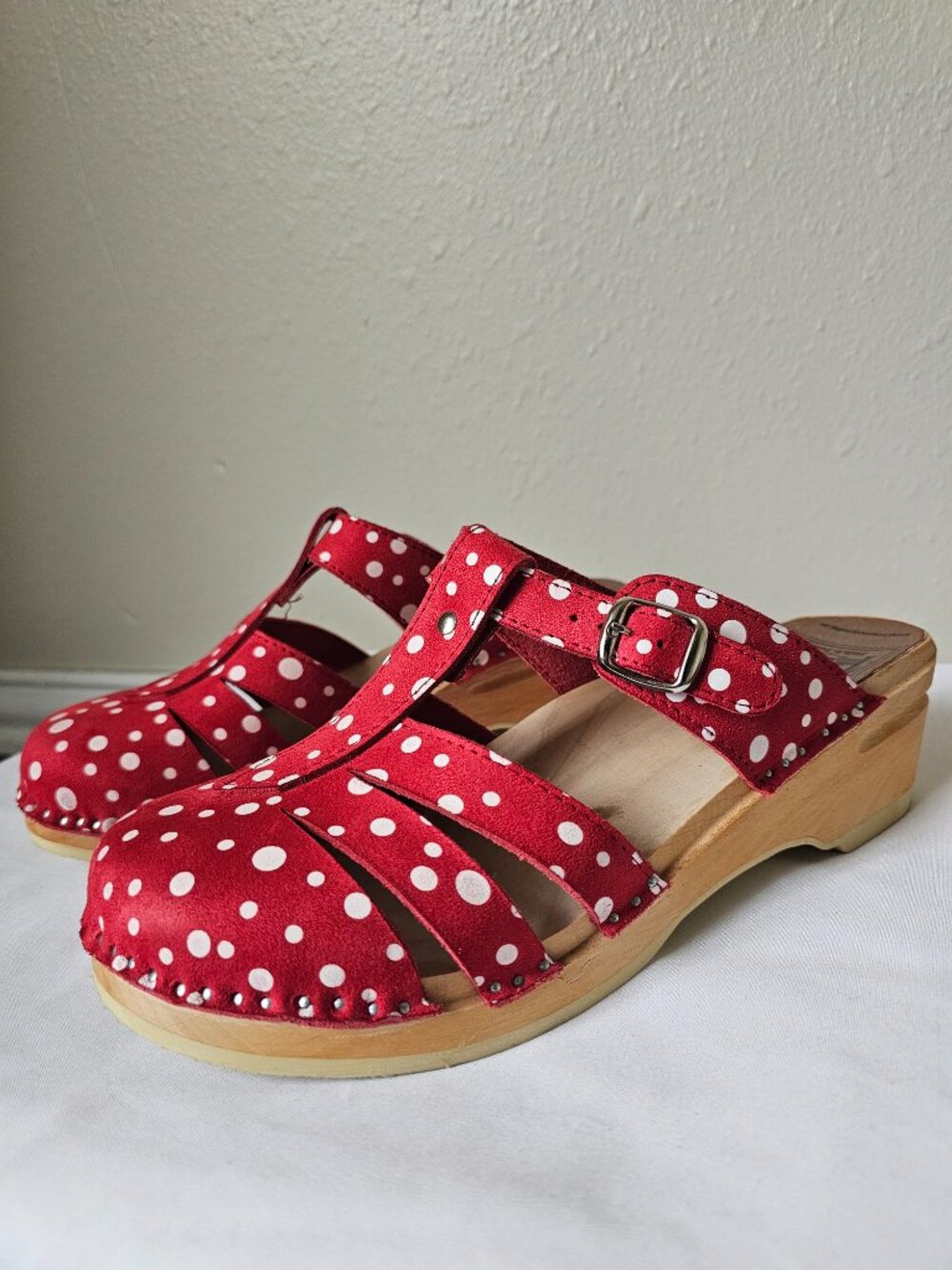 Troentorp Red Polkadot Mary Jane Wooden Slip On Clogs Size 40